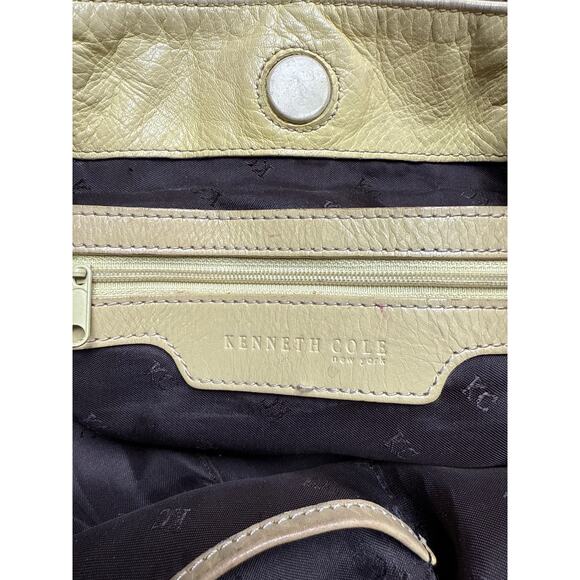 Kenneth Cole Leather Pale Yellow Shoulder Hobo Tote Bag with Flaws Snap Closure - Picture 5 of 11